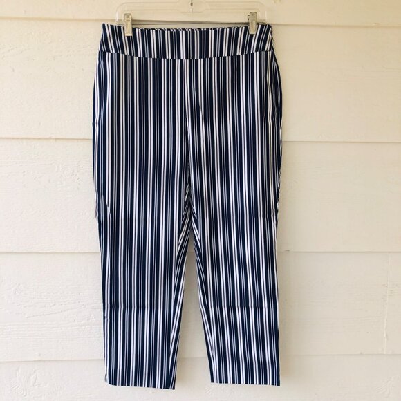 Chico's Pants - Chico's So Slimming Women's Size 1 (M) Crop Pant Navy White Vertical Stripe NWOT